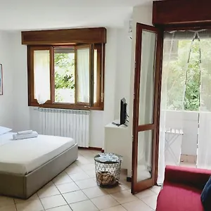La Casa Sul Bosco Italie